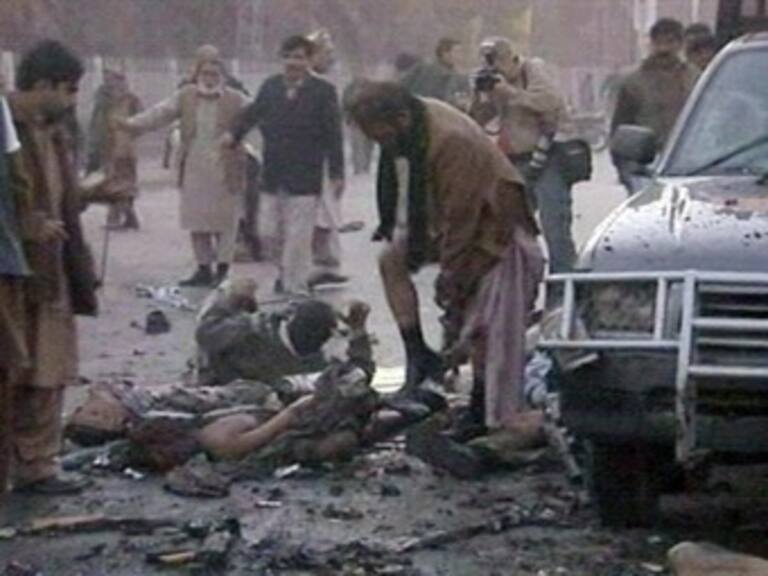 Dejan atentados 24 muertos en Pakistán