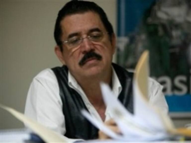 Zelaya: acuerdo 'no tiene valor por incumplimiento' de Micheletti