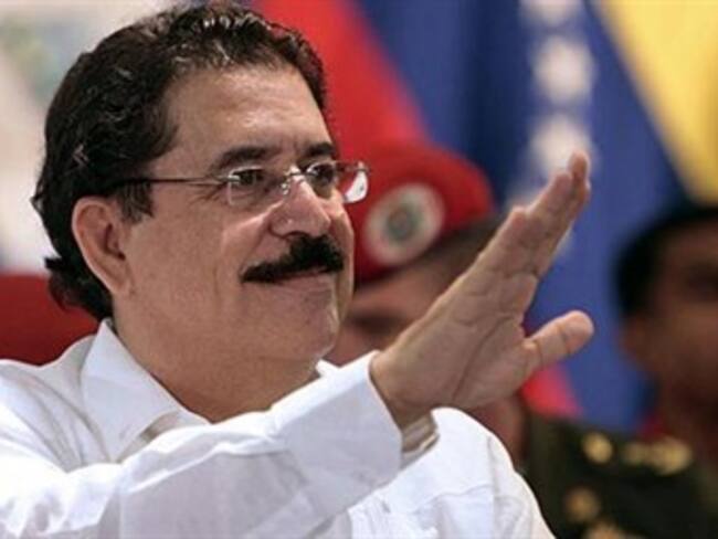Llama Zelaya a 'diálogo nacional e internacional' por Honduras