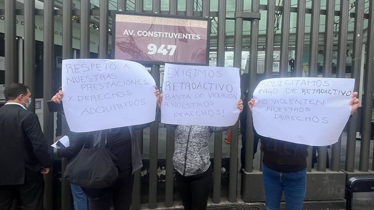 Personal de la extinta Policía Federal protesta en SSPC para exigir pago de retroactivo