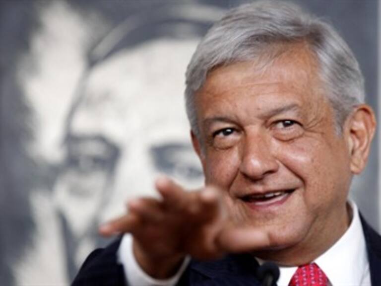 Planea AMLO frenar reformas del Pacto por México