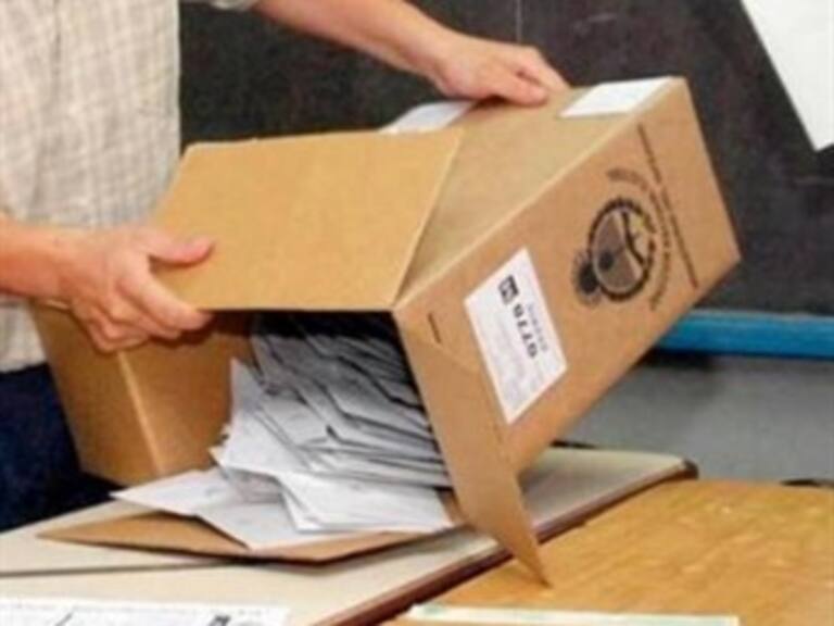 Abre IFE sitio electrónico para votantes en extranjero