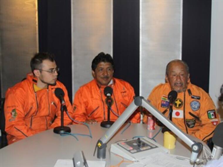 Platican los Topos su experiencia tras sismo de Japón