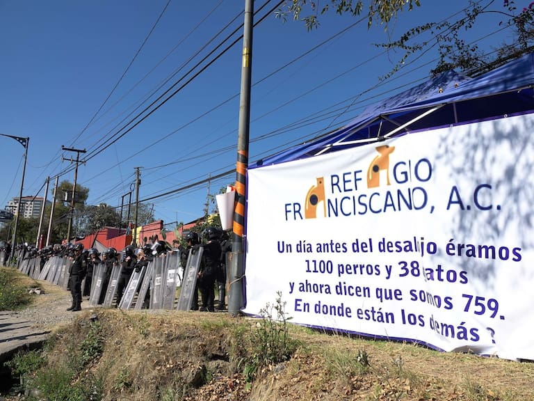 Se registraron protestas en el Refugio Franciscano de Perritos tras diversas denuncias por presunto maltrato animal