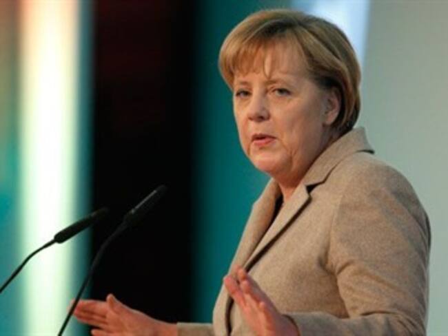 Aboga Merkel por 'política económica común' en eurozona