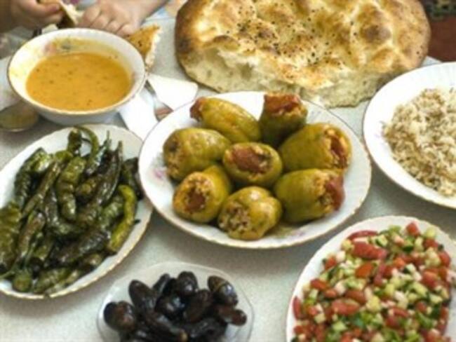 Ramadan, comida árabe y restaurantes por la ciudad. 'Para hacer hambre' con Inés Saavedra