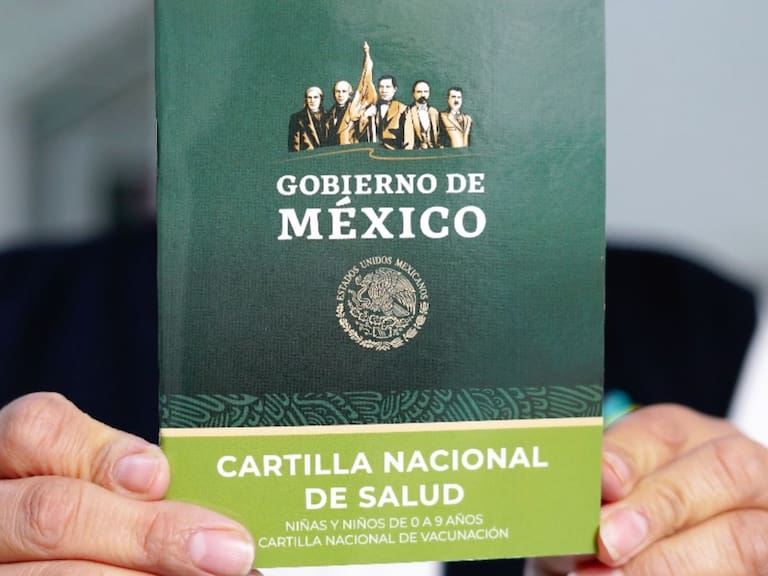 CDMX explica cómo obtener una nueva cartilla de vacunación. Ssa