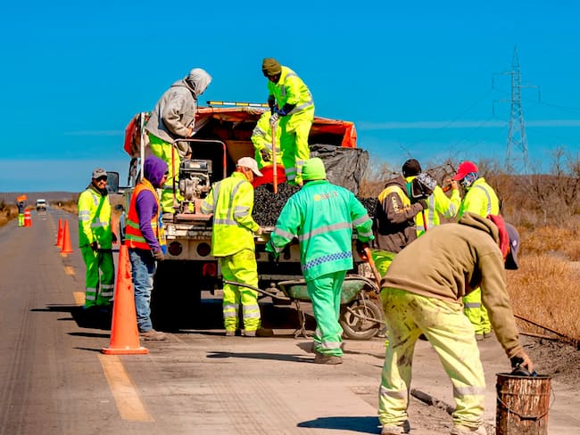 SICT repara más de 45 mil baches en 58 mil km de carreteras con el Megabachetón 2026
