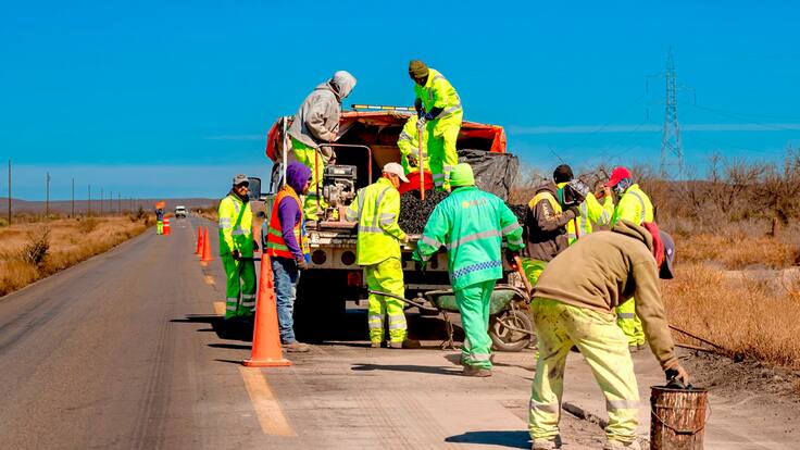SICT repara más de 45 mil baches en 58 mil km de carreteras con el Megabachetón 2026