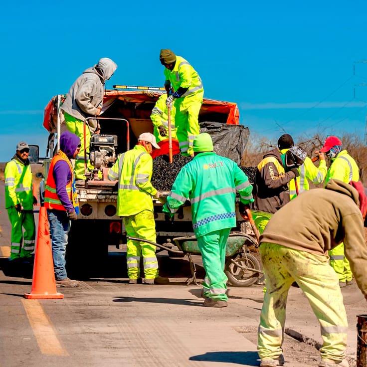 SICT repara más de 45 mil baches en 58 mil km de carreteras con el Megabachetón 2026