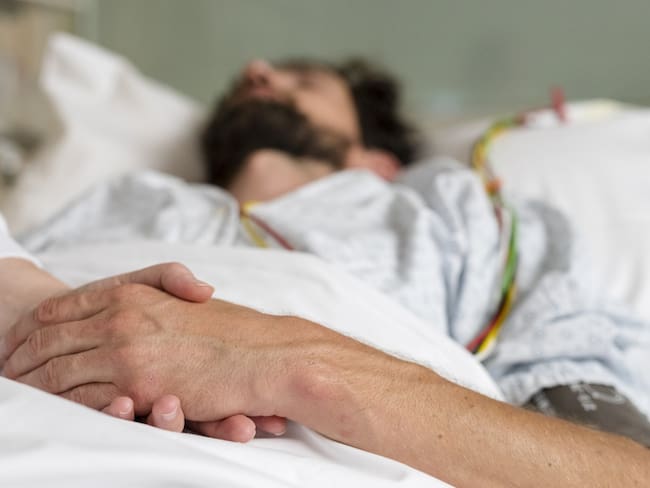La eutanasia puede llegar a ser un gran acto de amor: Arnoldo Kraus