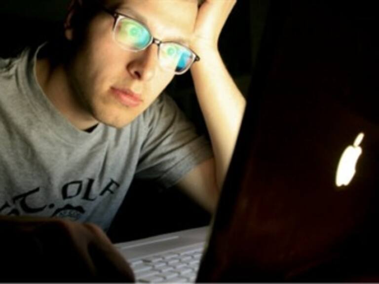 Alertan sobre daños visuales por exposición prolongada a luz LEDs