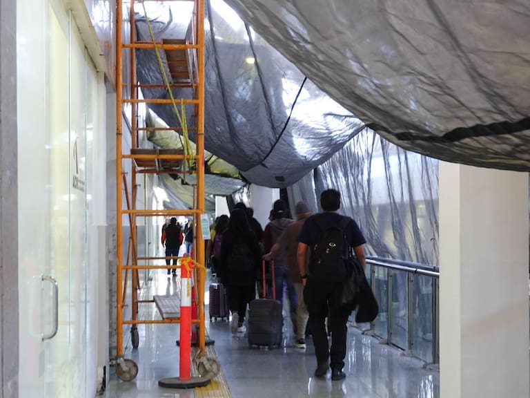 Continúan los trabajos de remodelación en el Aeropuerto Internacional de la Ciudad de México como parte de su proceso de modernización rumbo al Mundial de Fútbol 2026 para la recepción de turistas.