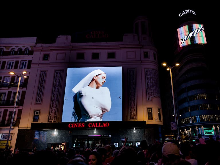 Rosalia Presents By Surprise Her New Album 'lux' In Callao