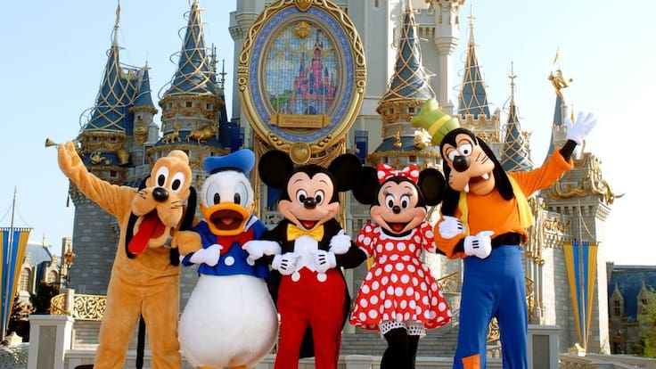 En riesgo de perder su empleo 100 mil empleados de Disney por COVID-19