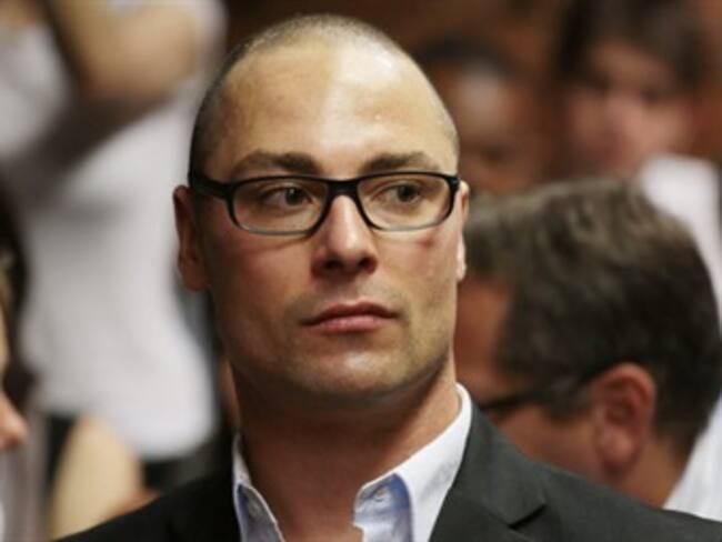 Pistorius tendrá que informar su paradero dos veces por semana