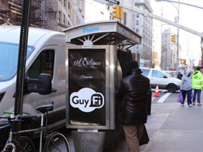 Abren en NYC una cabina para... Autocomplacerse