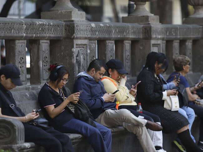 Rechaza Concanaco prórroga para registrar celulares, pese a calendario ampliado anunciado por la CRT
