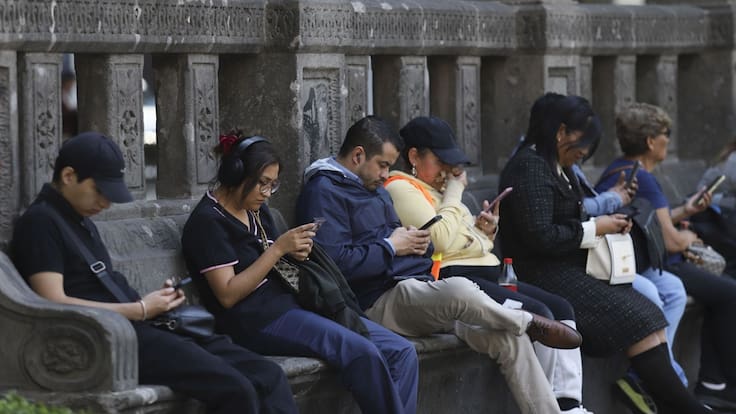 Rechaza Concanaco prórroga para registrar celulares, pese a calendario ampliado anunciado por la CRT