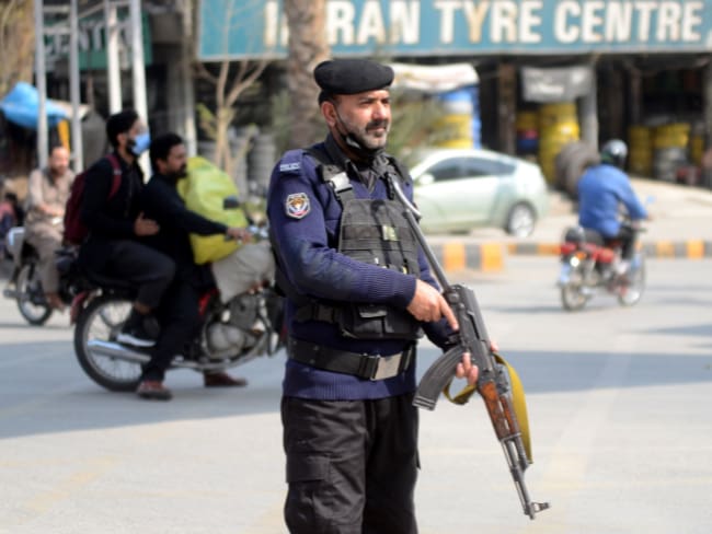 Pakistán y Afganistán entran en una “guerra abierta”: ¿Cuál es el origen del conflicto?