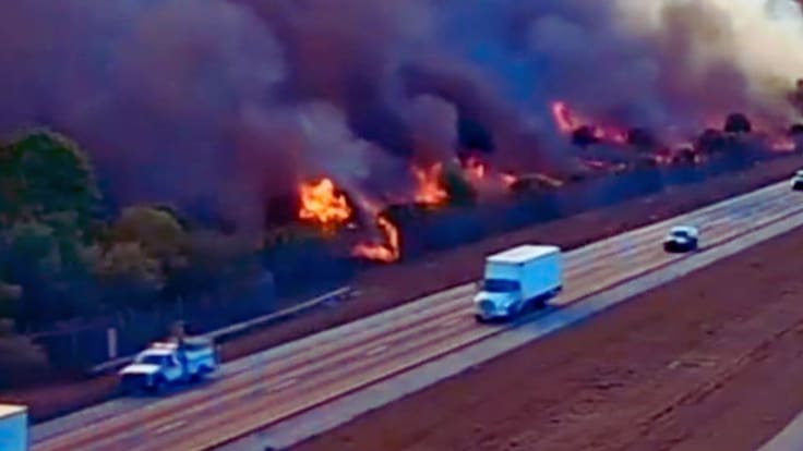 Superincendio pone en alerta a Florida; el fuego y humo fue captado por satélites en el espacio