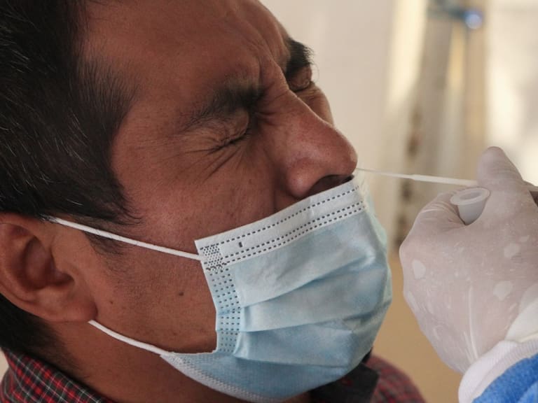 México registra casi 8 mil nuevos contagios de COVID-19 en 24 horas