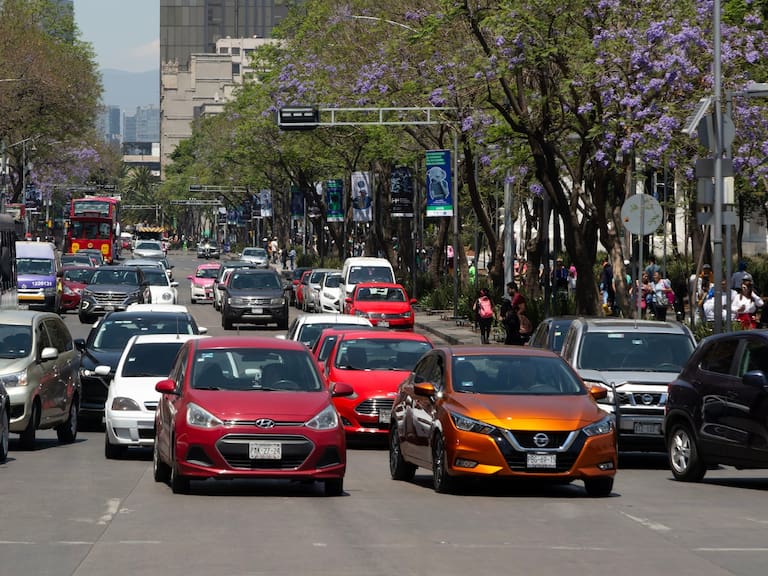 Martes 29 de septiembre: estas placas tienen restricción para circular en CDMX y Edomex. Getty Images