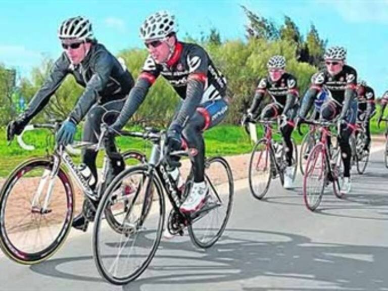 Para estar preparado Fernando Alonso, en la nieve y la arena