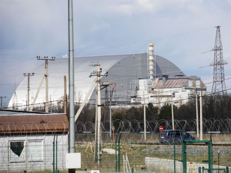 Ucrania pierde el control de la central nuclear de Chernobyl