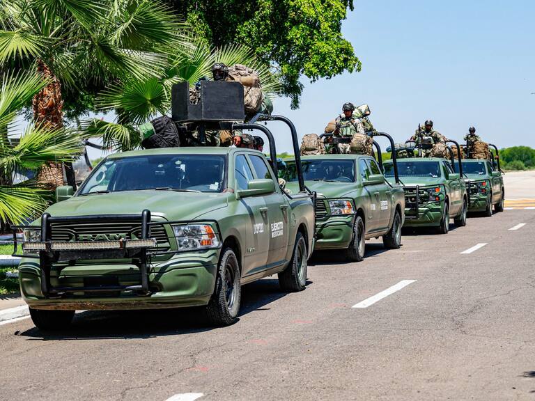 Arriban a Culiacán elementos de la Brigada de Fusileros Paracaidistas FOTO: JOSÉ BETANZOS ZÁRATE/CUARTOSCURO.COM