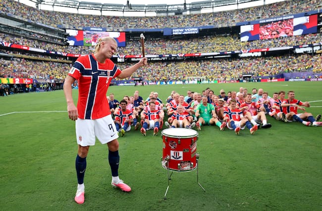 Festejo de Noruega tras eliminar a Brasil