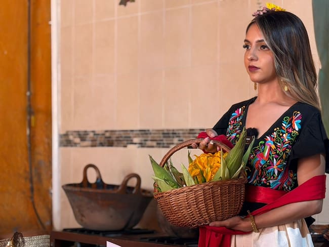 María Fernanda Muñiz fue presentada como la reina de la Feria del Elote y la Tortilla 2026 en San Juan Ixtayopan, Tláhuac.