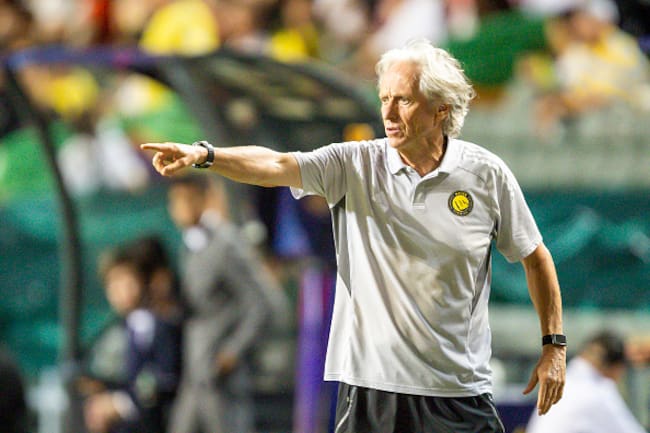 Jorge Jesus dirigiendo al Al-Nassr