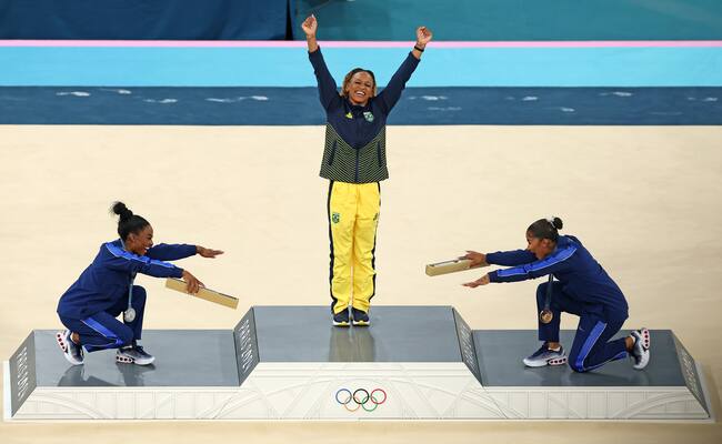 Rebeca Andrade, Simone Biles y Jordan Chiles.