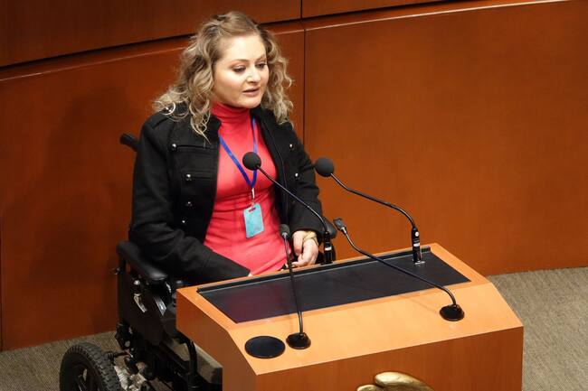 Claudia Edith Anaya, senadora priísta