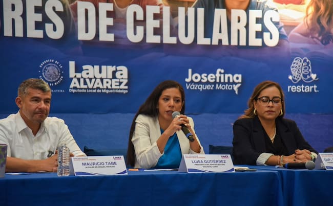 La presidenta del PAN capitalino, Luisa Gutiérrez Ureña, respaldó la iniciativa que impulsa la diputada local Laura Álvarez Soto para prohibir el acceso a redes sociales a menores.