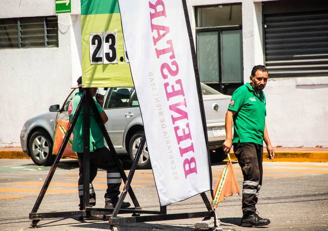 La gasolina más barata se vende en Tuxtla Gutiérrez, Ahoma, Cuauhtémoc, Morelia, Tlaxcala, Puebla y Ciudad Victoria.