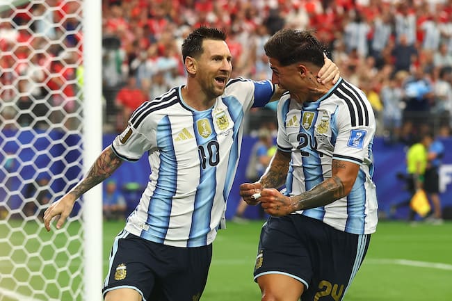 Gol Festejo Messi Enzo