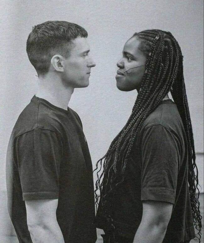 Tom Holland y Francesca