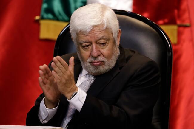 Jaime Maussan, reconocido periodista y ufólogo mexicano.